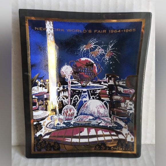 New York World's Fair 1964-65 Vintage Glass Ashtray by Houze Art - Picture 2 of 8